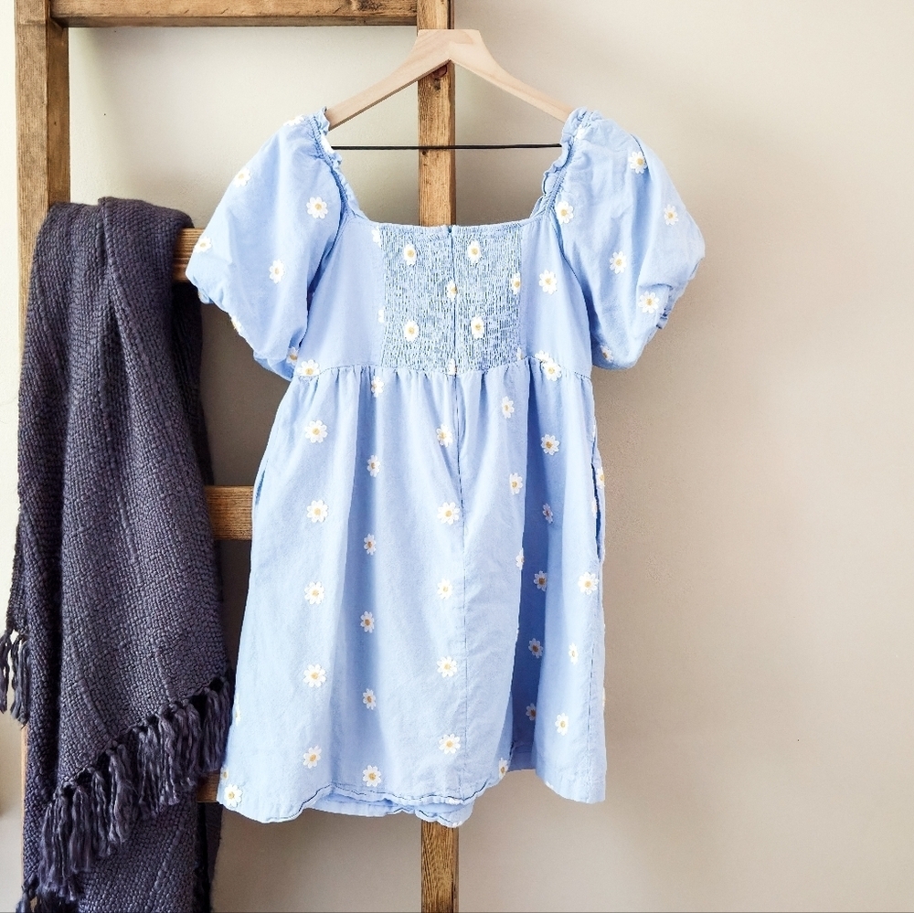 Altar’d State Light Blue Daisy Puff Sleeve Mini Dress – Size M - Picture 9 of 10